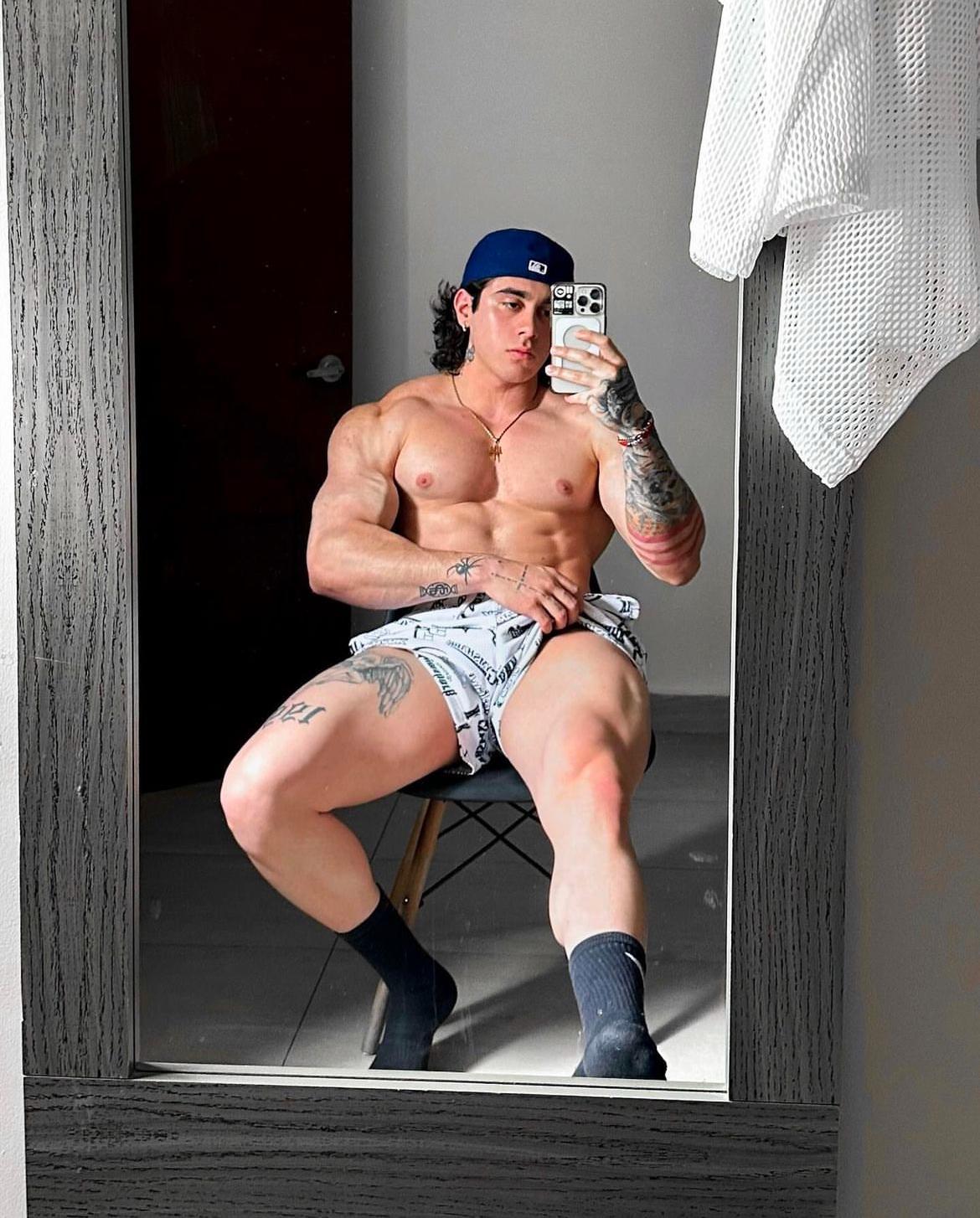 Carlos Belcast influencer