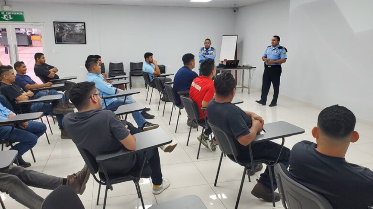 Centros educativos impartirán una nueva clase que involucra a expertos de Vialidad y Transporte Imagen de Centros educativos impartirán una nueva clase que involucra a expertos de Vialidad y Transporte