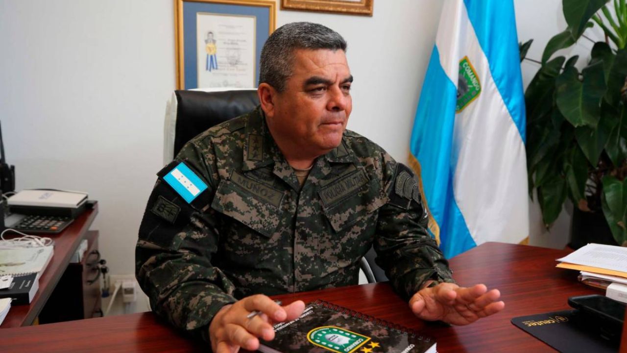 Muñoz denuncia presiones para dar privilegios a preso con orden de extradición Imagen de Muñoz denuncia presiones para dar privilegios a preso con orden de extradición