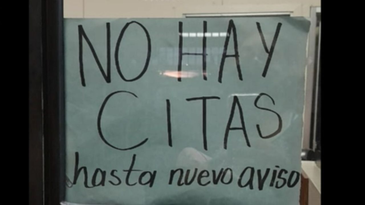 Imagen de Con un rótulo de 'No Hay Citas' amanece IHSS del barrio La Granja