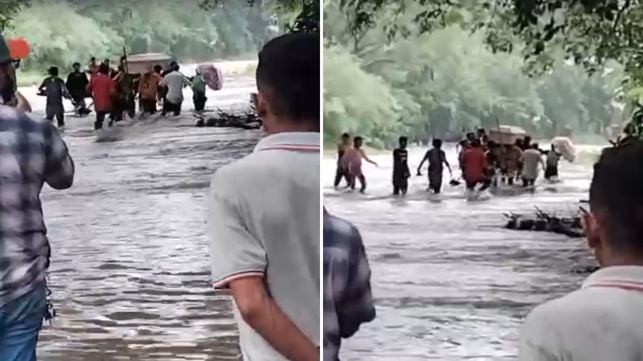 Pobladores de Marcovia cargan ataúd en medio de inundaciones por Sara Imagen de Pobladores de Marcovia cargan ataúd en medio de inundaciones por Sara