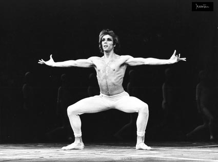 Jorge Donn en una imagen en blanco y negro