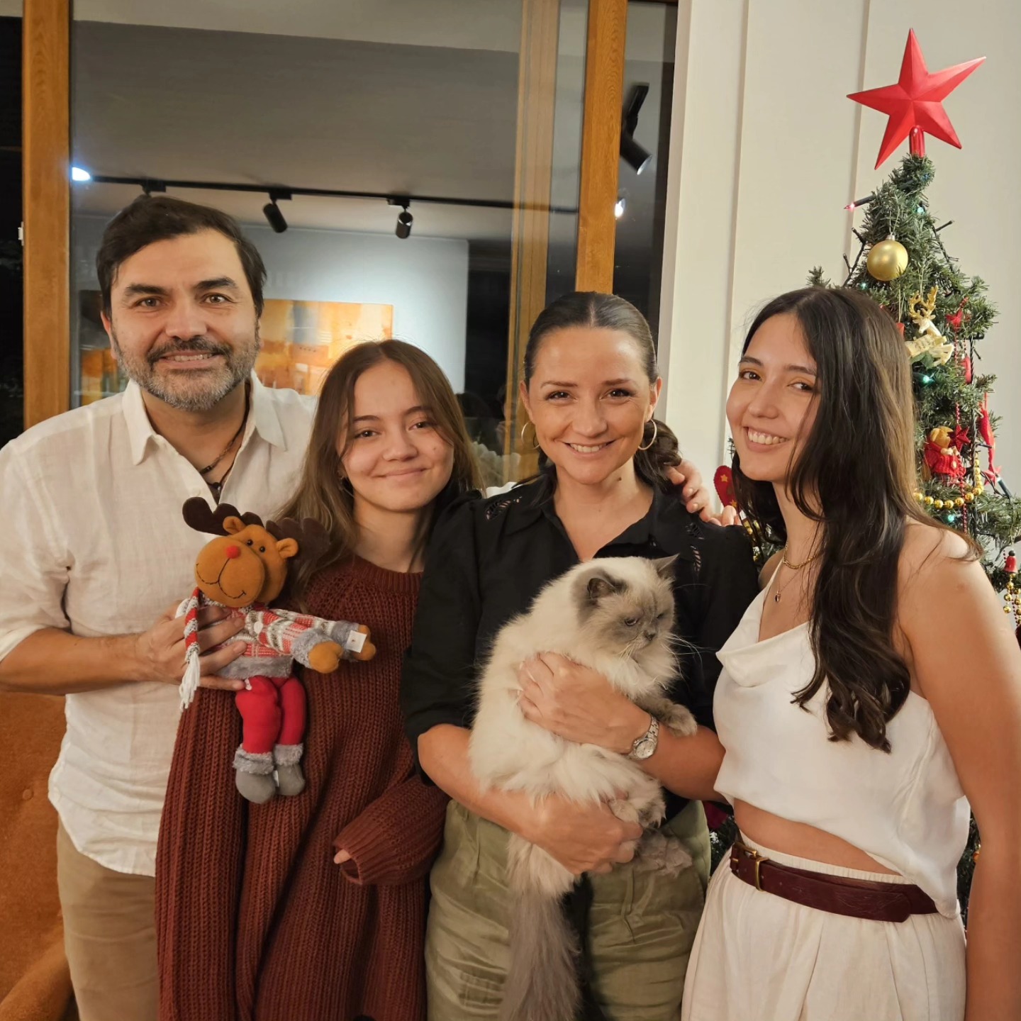 Foto familiar de la periodista Andrea Arístegui