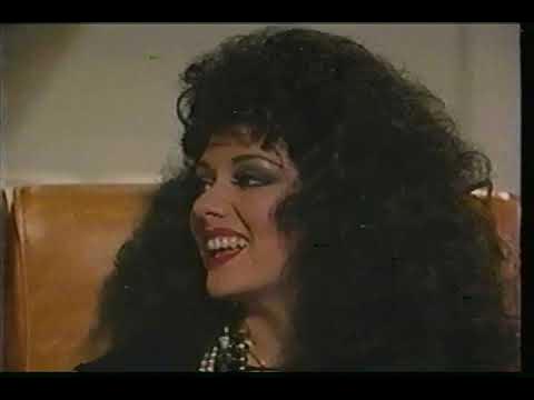 Anabel joven en una entrevista