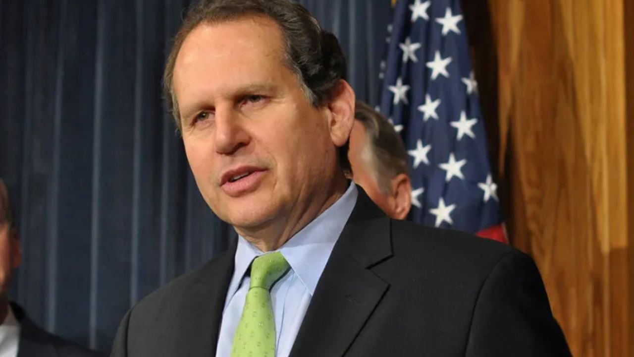 Lincoln Díaz-Balart causa de muerte: ¿de qué murió el político cubanoamericano? Imagen de Lincoln Díaz-Balart causa de muerte: ¿de qué murió el político cubanoamericano?