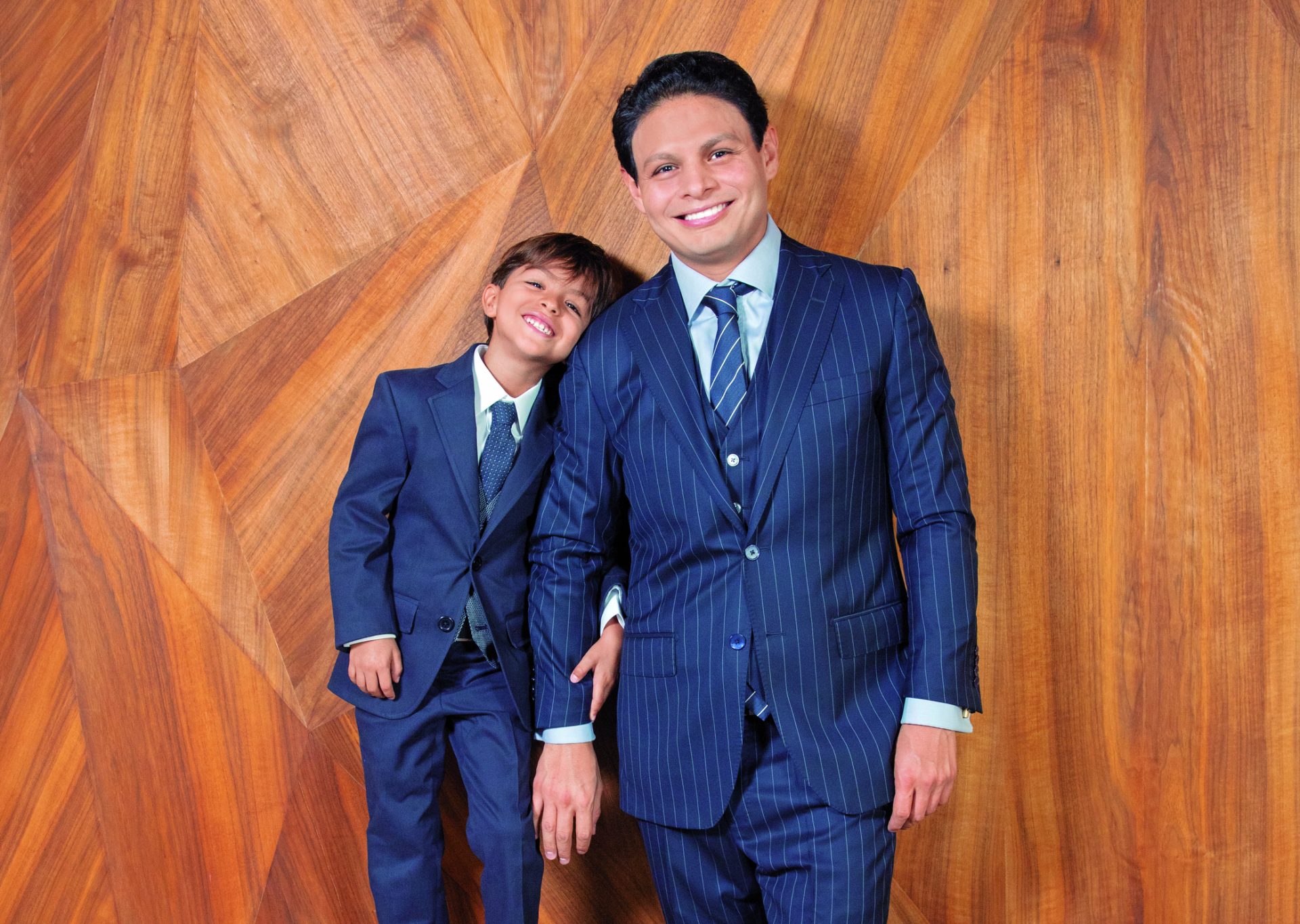 Giovanni junto a su hijo Emmanuel