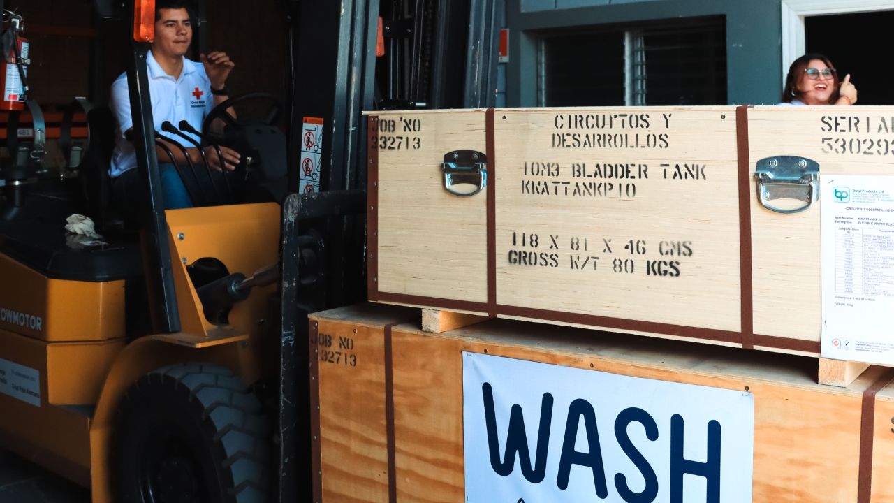 Imagen de Honduras envía equipo para producción de agua a Ecuador tras derrame de petróleo