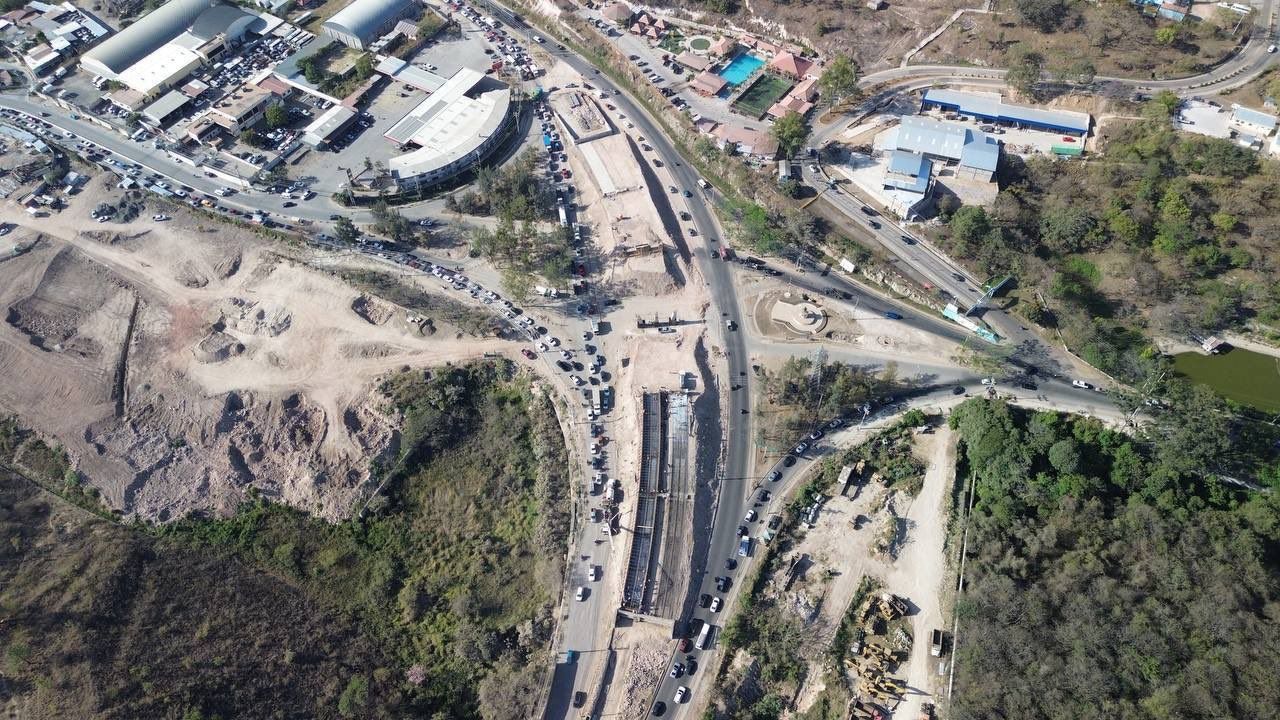 Puente a desnivel en Mateo llevará el nombre de 'Papa Francisco' Imagen de Puente a desnivel en Mateo llevará el nombre de 'Papa Francisco'