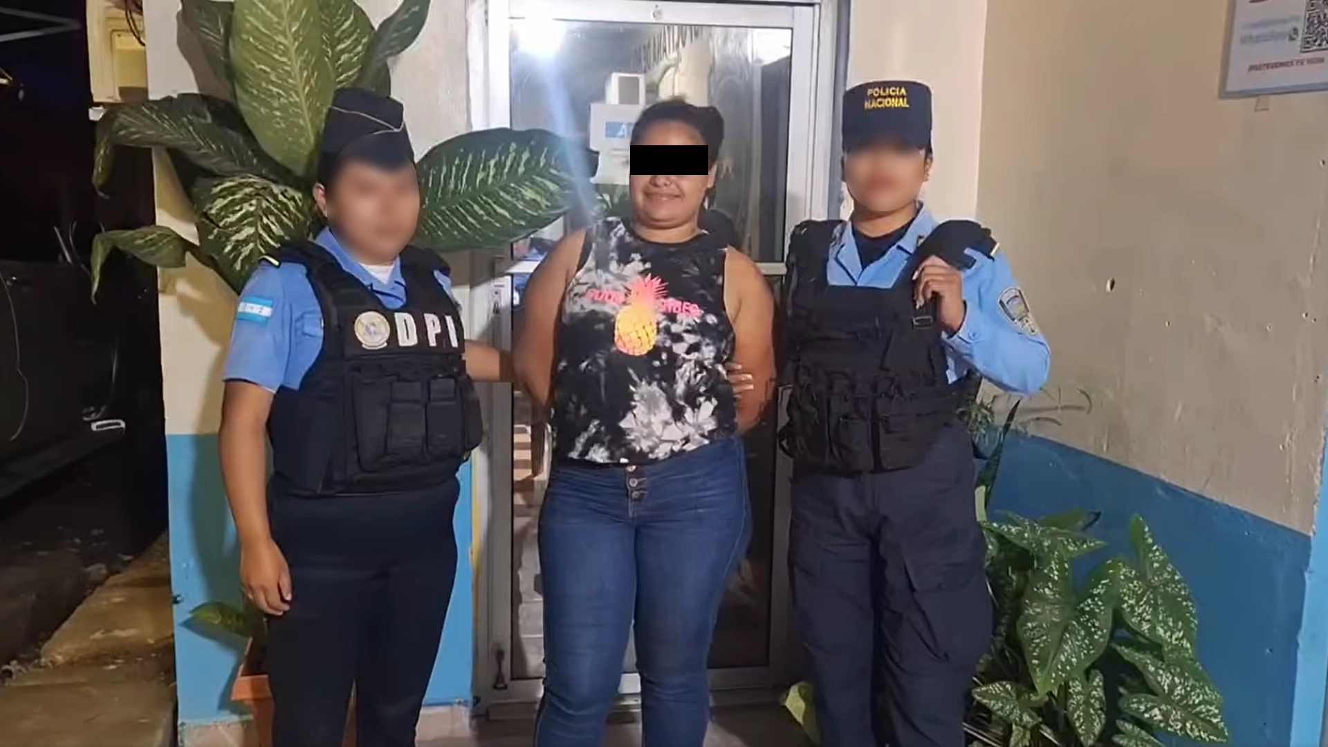 Foto de la hondureña detenida por 'macanear' a su esposo tras discusión en Copán