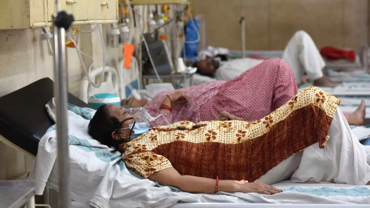 India emite alerta hospitalaria por repunte de 1,000 nuevos casos de covid-19 Imagen de India emite alerta hospitalaria por repunte de 1,000 nuevos casos de covid-19