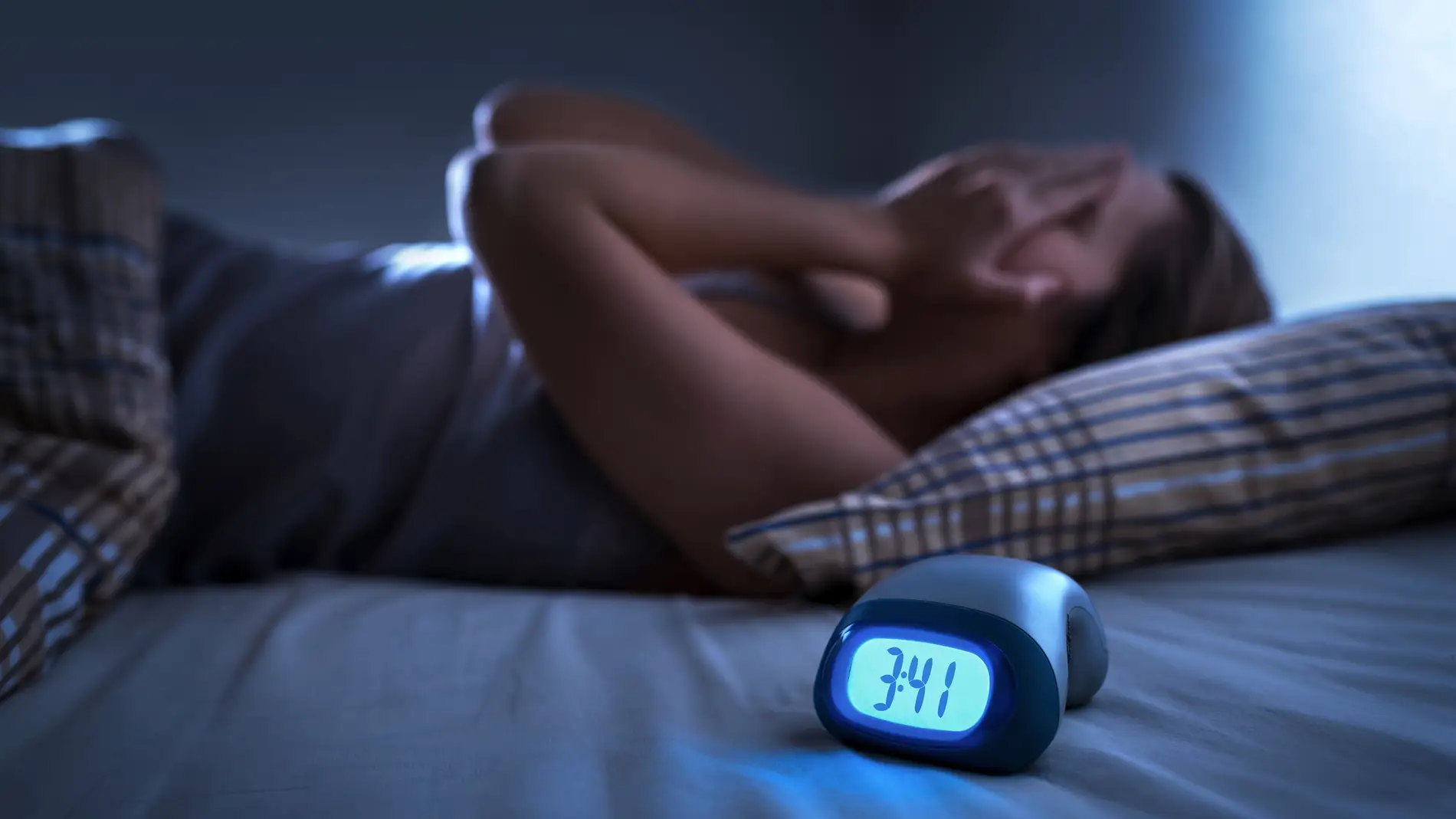 Dormir menos horas por día cuesta años de vida. Foto: cortesía de redes sociales