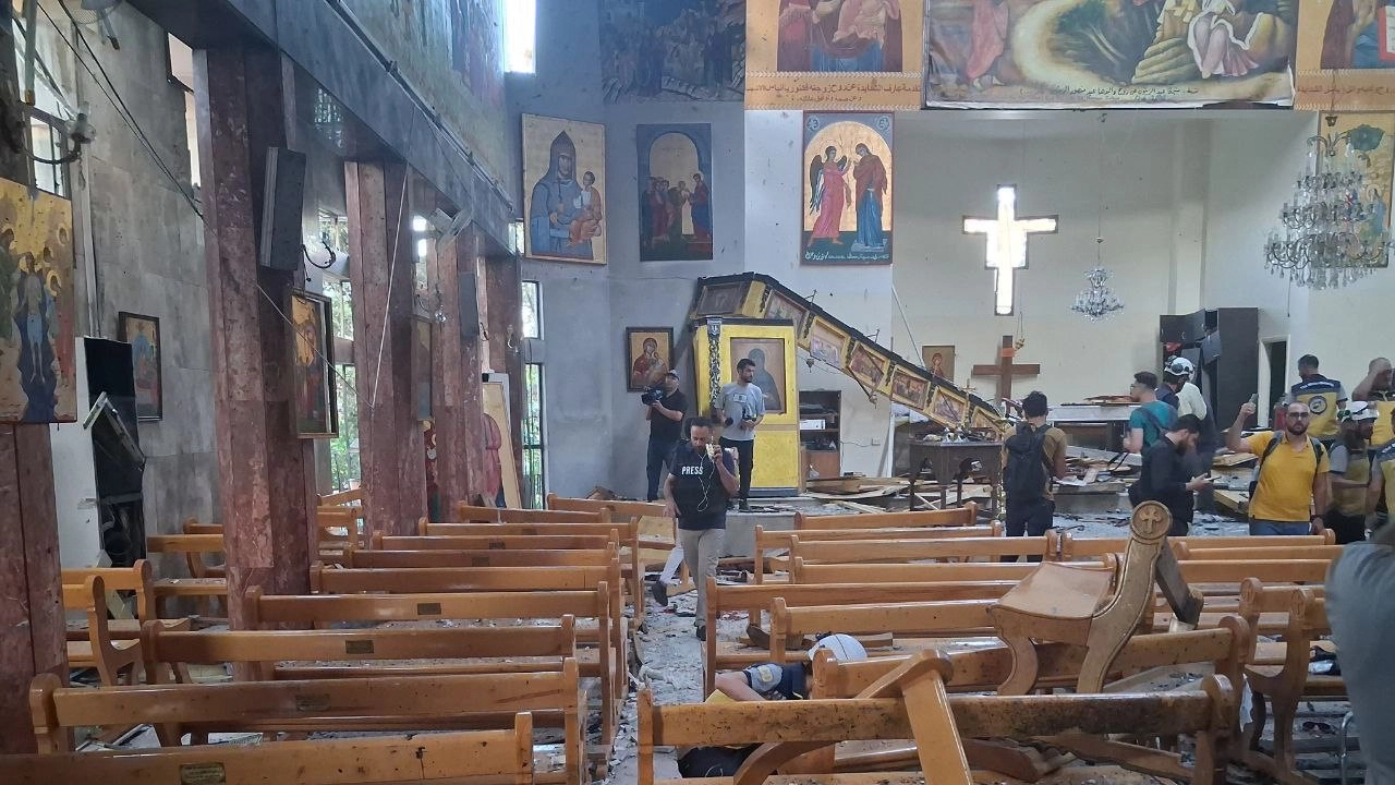 Imagen de VIDEO: Suben a 25 los muertos de ataque terrorista contra iglesia en Damasco
