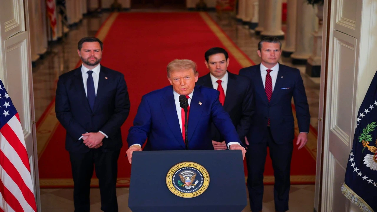 Trump: 'Irán debe ahora hacer la paz o ataques serán más fuertes' Imagen de Trump: 'Irán debe ahora hacer la paz o ataques serán más fuertes'
