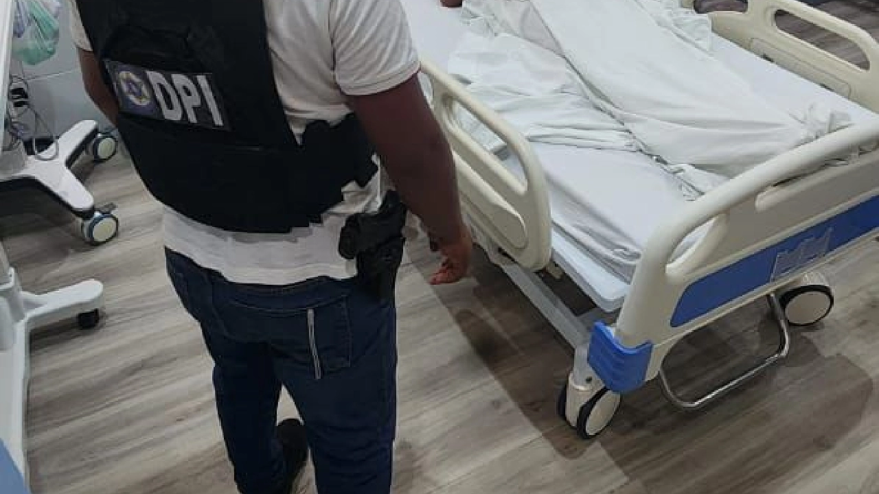 Hallan a menor que desapareció en Roatán: 'Tenía un vaso con agua y pastillas' Imagen de Hallan a menor que desapareció en Roatán: 'Tenía un vaso con agua y pastillas'
