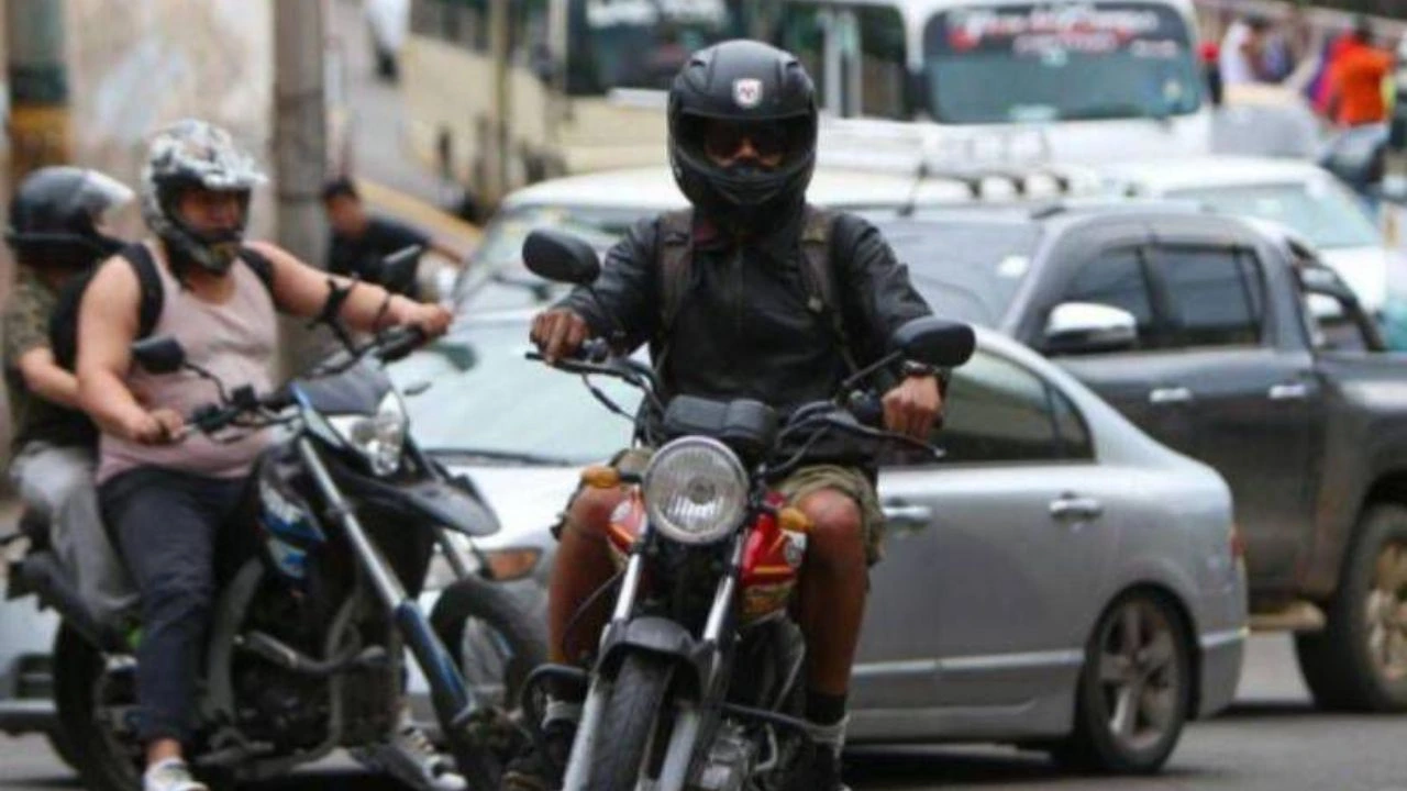 Imagen Principal de Nota: ¿Eres motociclista en San Pedro Sula? Así puedes obtener kit de seguridad gratis