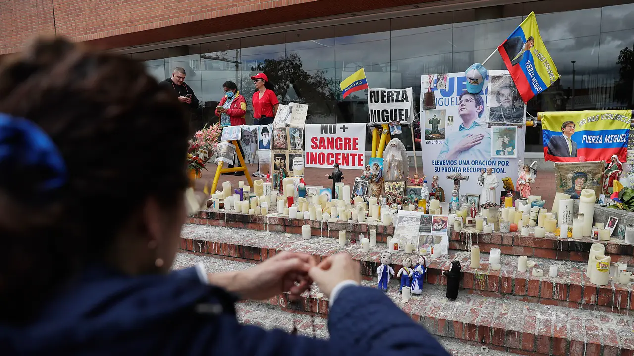 Imagen de Un mes tras atentado a Uribe Turbay, Colombia sigue con fe y rechaza violencia