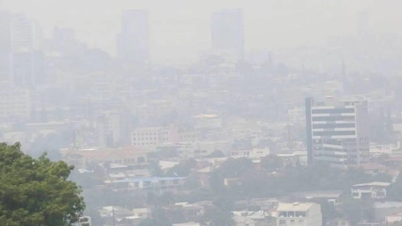 ¿Hay polvo del Sahara en el aire? Esto dicen las autoridades y cómo cuidarte Imagen de ¿Hay polvo del Sahara en el aire? Esto dicen las autoridades y cómo cuidarte