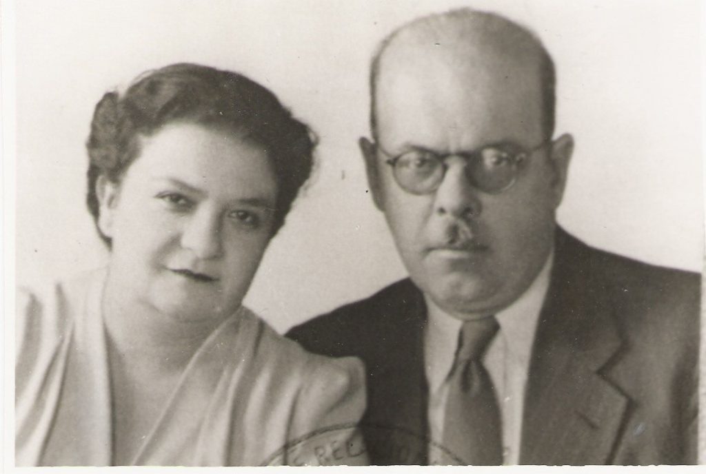 Doña Rosario Sagastume Torres de Ferrari y don Rafael Ferrari.