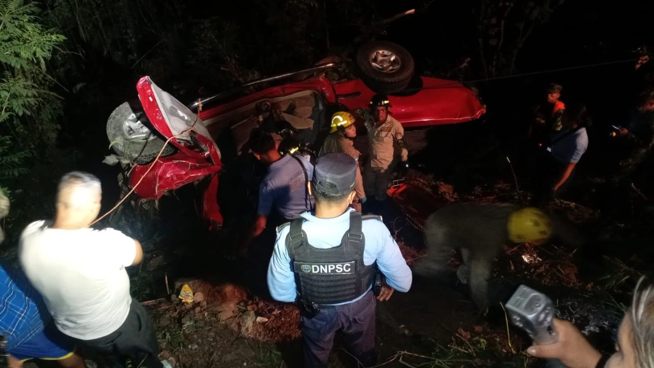 Imagen Principal de Nota: Estos son los rostros de las víctimas del fatal accidente en carretera a Olancho
