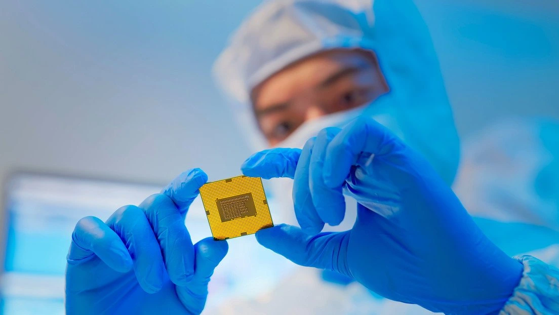 Hombre pierde la contraseña del chip implantado en su cuerpo. Foto: cortesía de redes sociales 