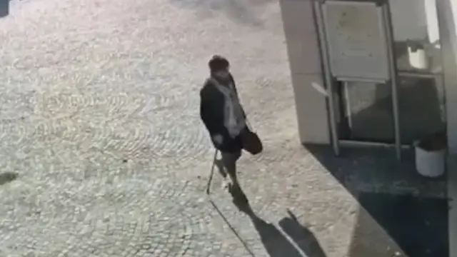 Fotos del hombre que se disfrazó de su madre, Graziella Dall’Oglio, para cobrar pensión