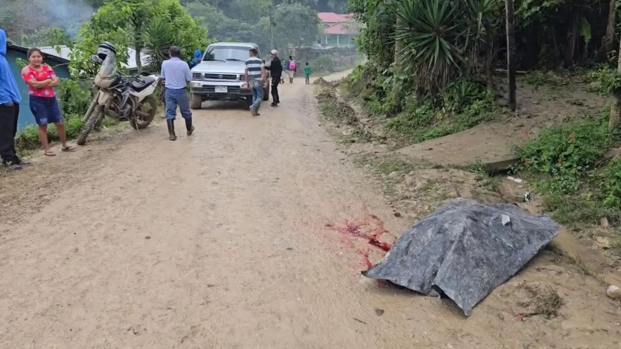 Foto del hondureño que habría sido asesinado por sus amigos de copas en Santa Bárbara