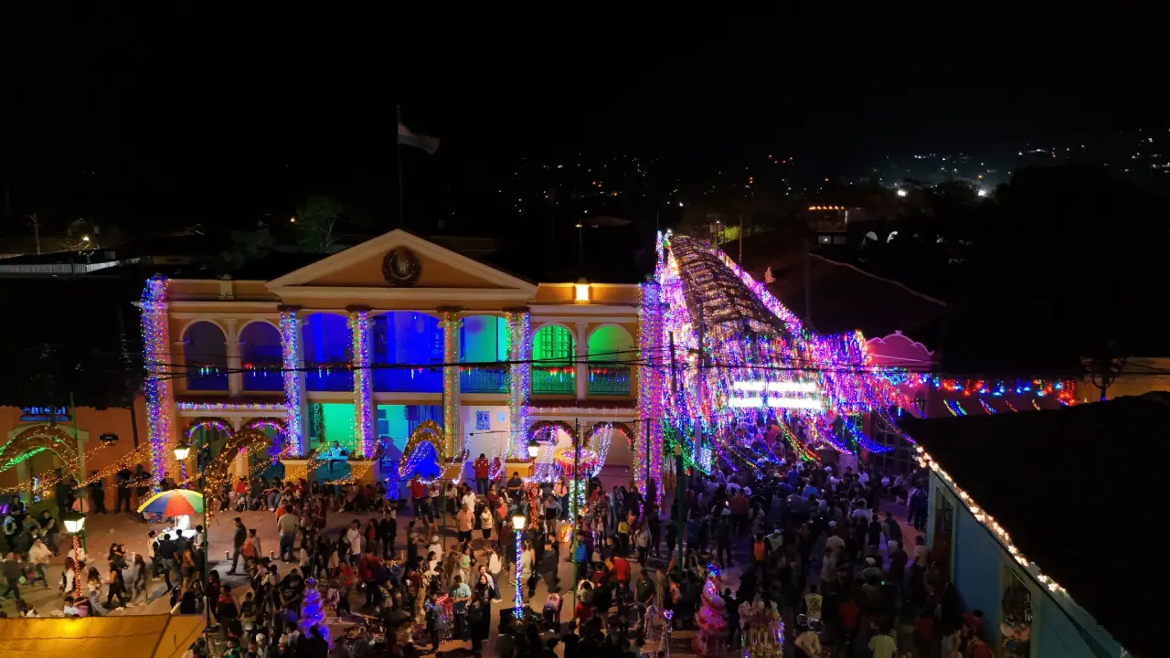 La municipalidad invitó a los hondureños a visitar el paseo navideño