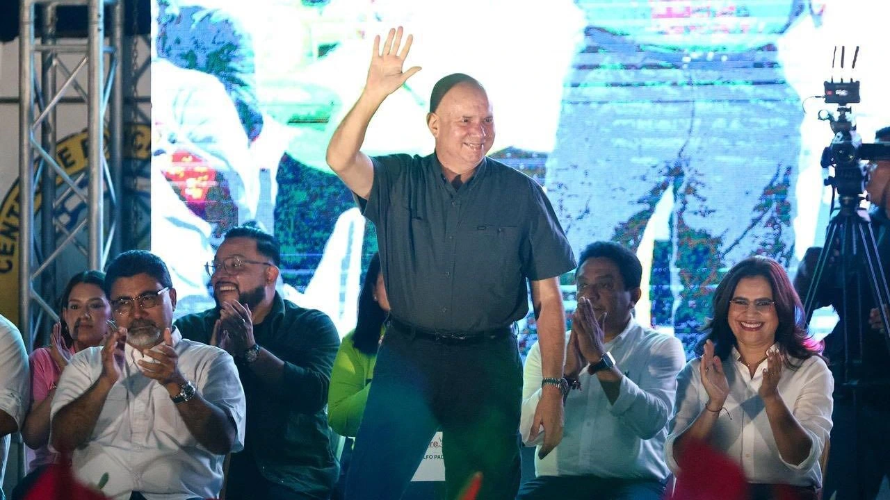 Imagen Principal de Nota: ¿Por qué no pudo votar Rodolfo Padilla Sunseri? Esto es lo que se sabe