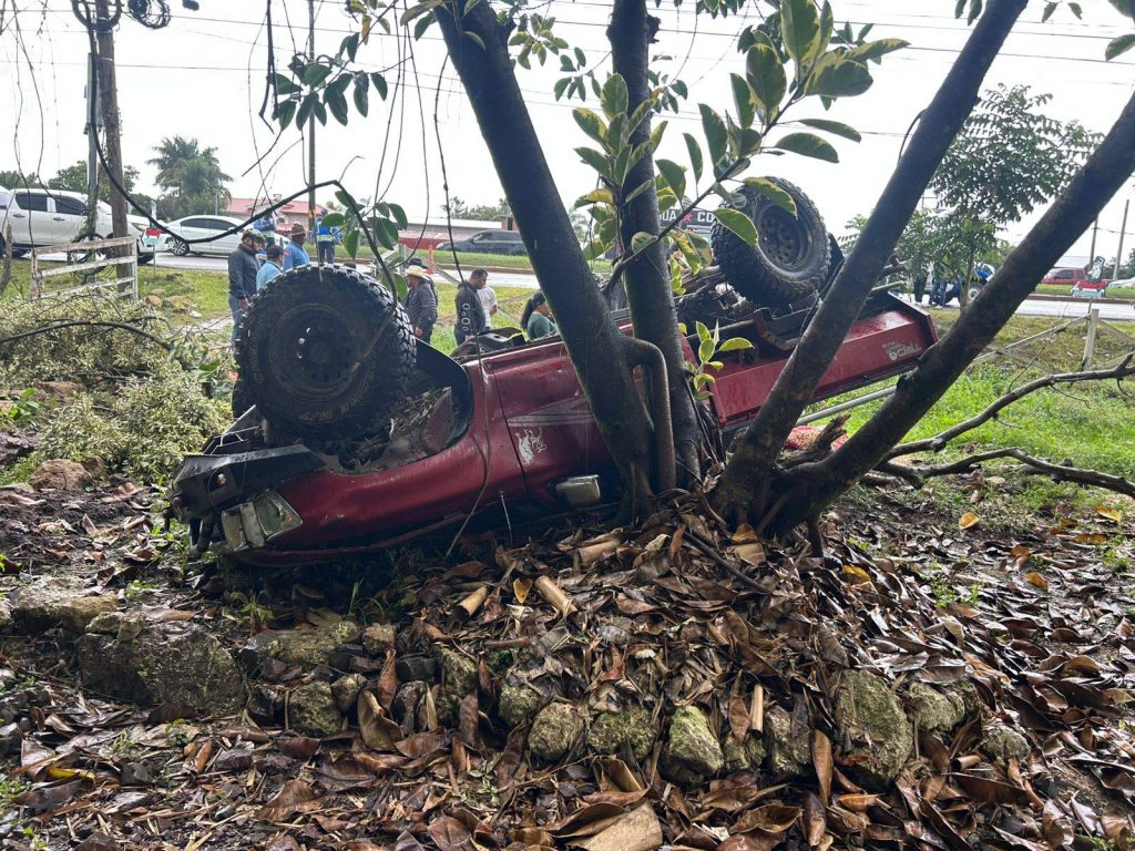 Los accidentes viales en Honduras constituyen la segunda causa de muerte violenta en el país, solo superada por los homicidios. Foto: cortesía de redes sociales 
