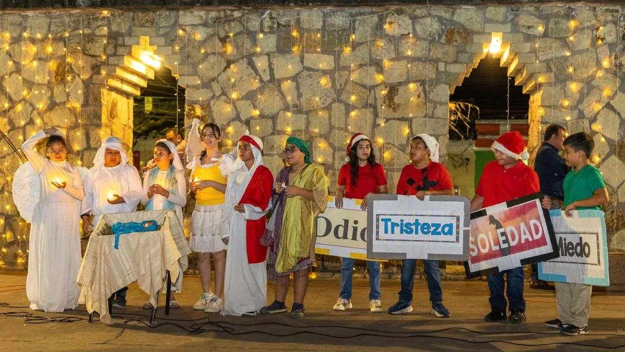 Copán Ruinas vive la Navidad entre posadas, cantos y tradición Imagen de Copán Ruinas vive la Navidad entre posadas, cantos y tradición