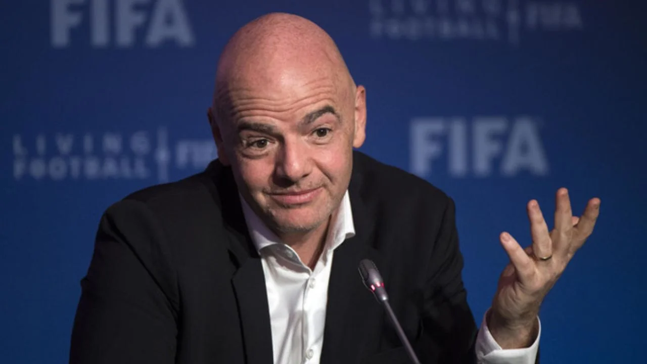 ¿Cuántos idiomas habla Infantino? Así sorprendió en el sorteo del Mundial Imagen de ¿Cuántos idiomas habla Infantino? Así sorprendió en el sorteo del Mundial