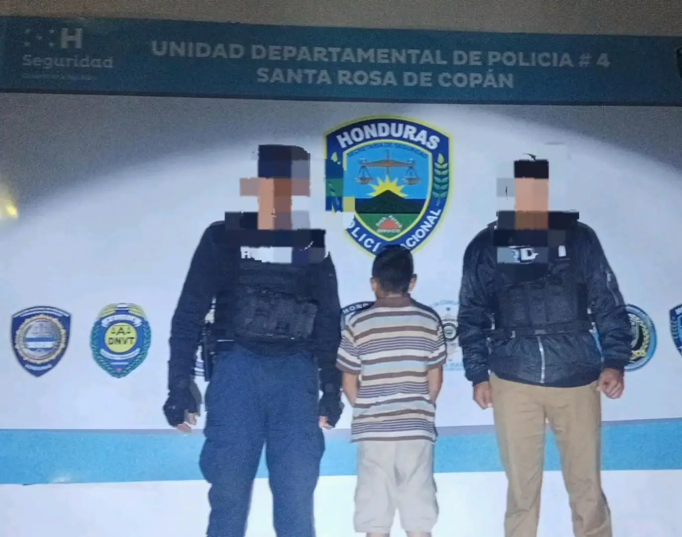 Foto del niño acusado de abusar de su vecinito en Copán