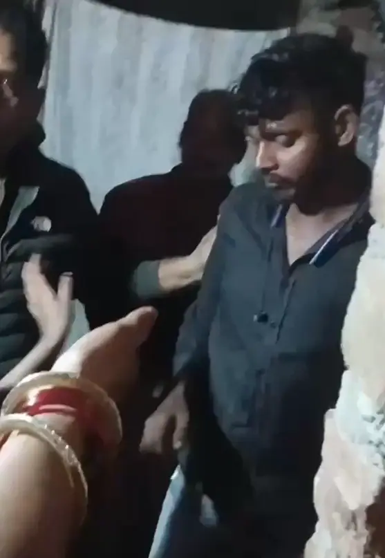 Foto del joven escondido en el baúl 