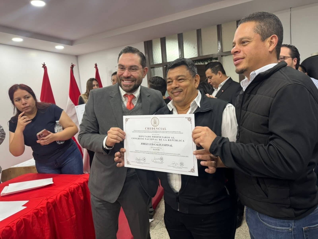 Jorge Calix Credencial
