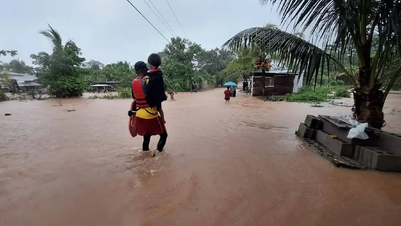 Inundaciones en Tela