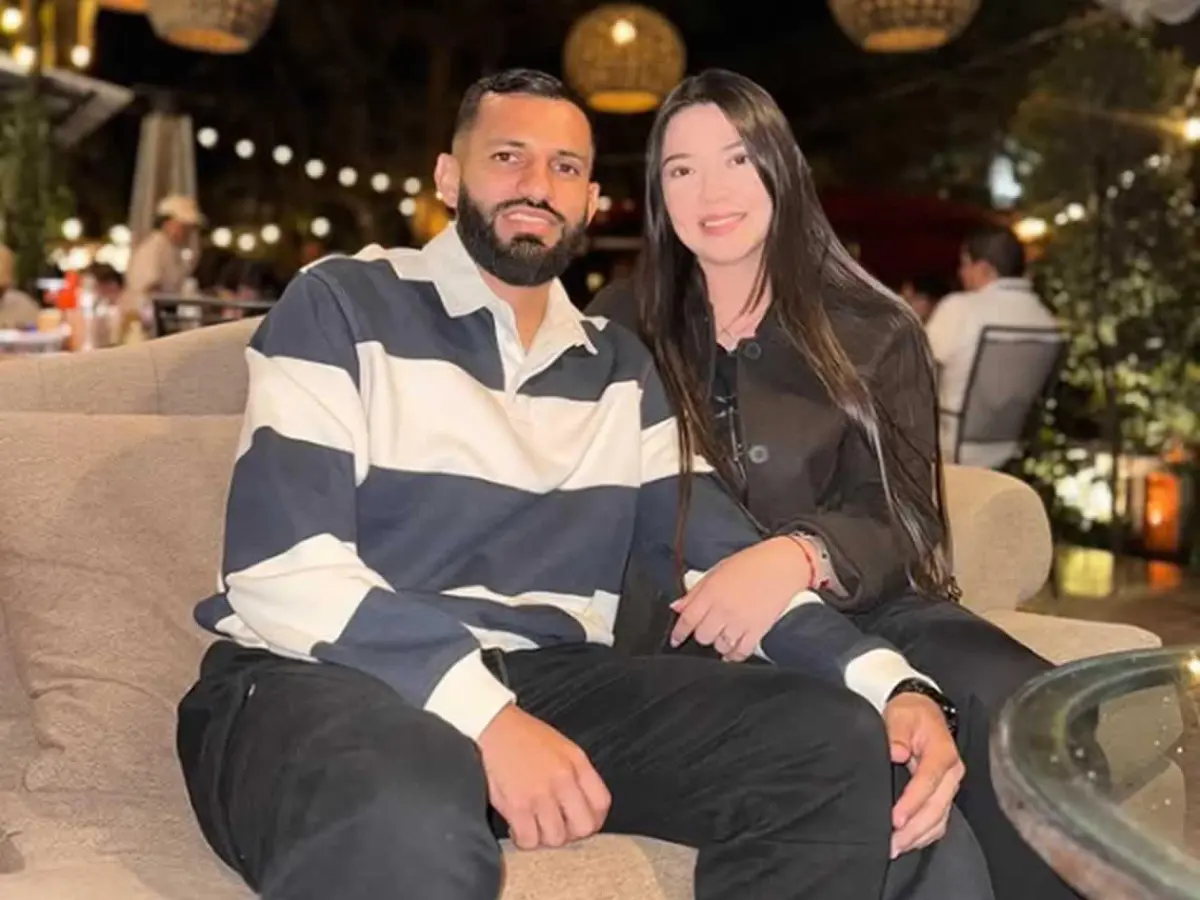 Jorge Álvarez y su esposa