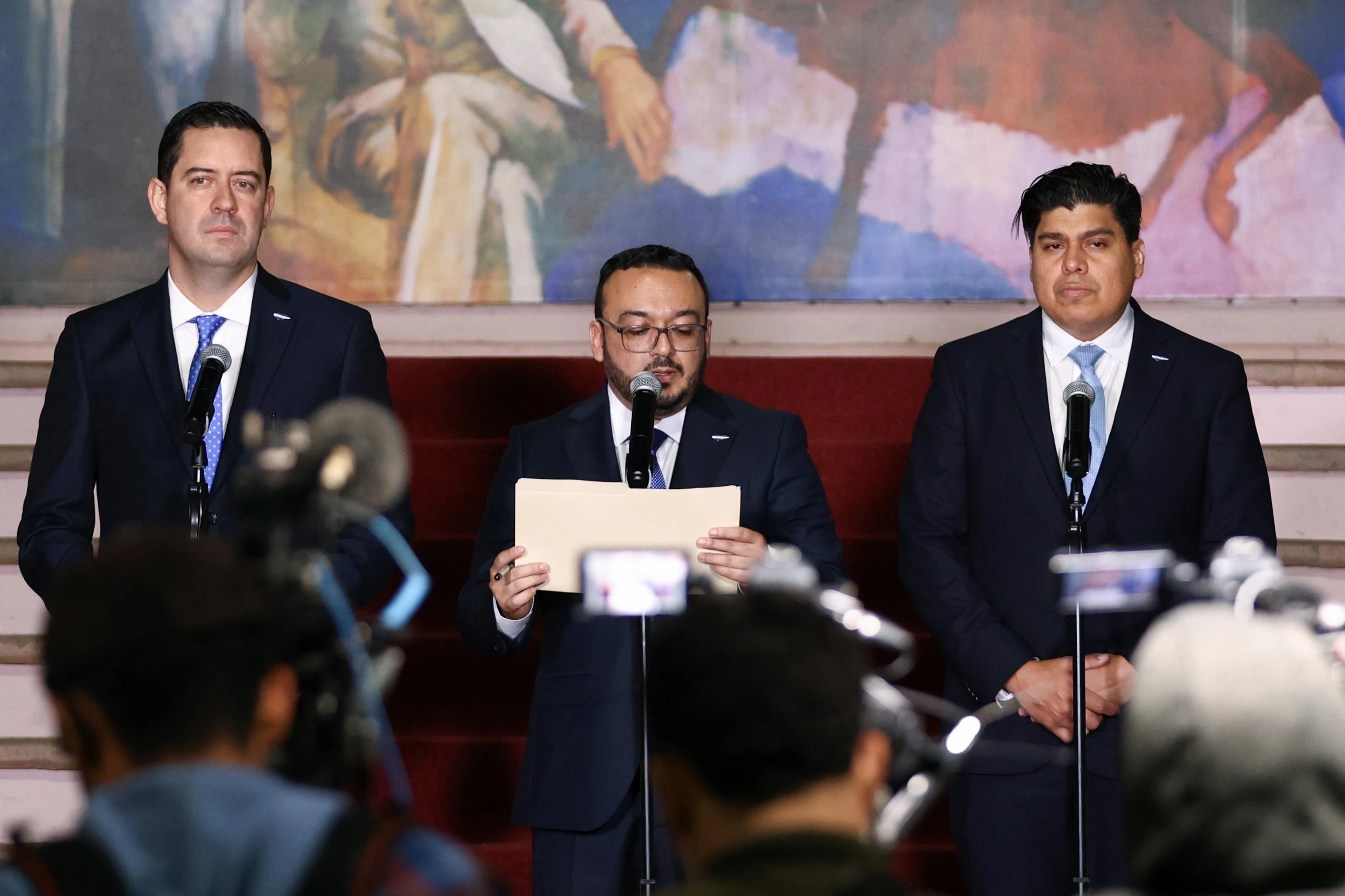 Secretarios de Estado del gobierno de Nasry Asfura.