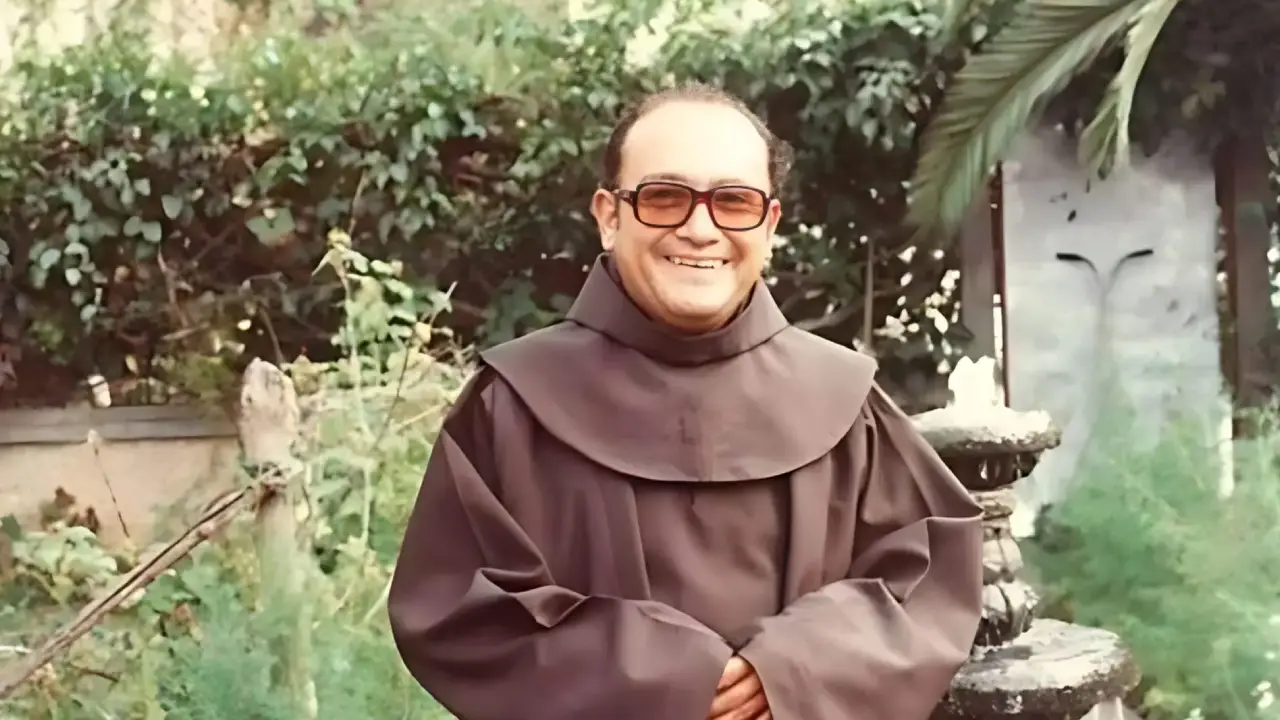  El papa autoriza la beatificación del fraile guatemalteco Rafael Ramírez Monasterio Avatar EFE 22 enero, 2026 2 minutos de lectura Fraile franciscano guatemalteco Augusto Rafael Ramírez Monasterio Fraile franciscano guatemalteco Augusto Rafael Ramírez Monasterio