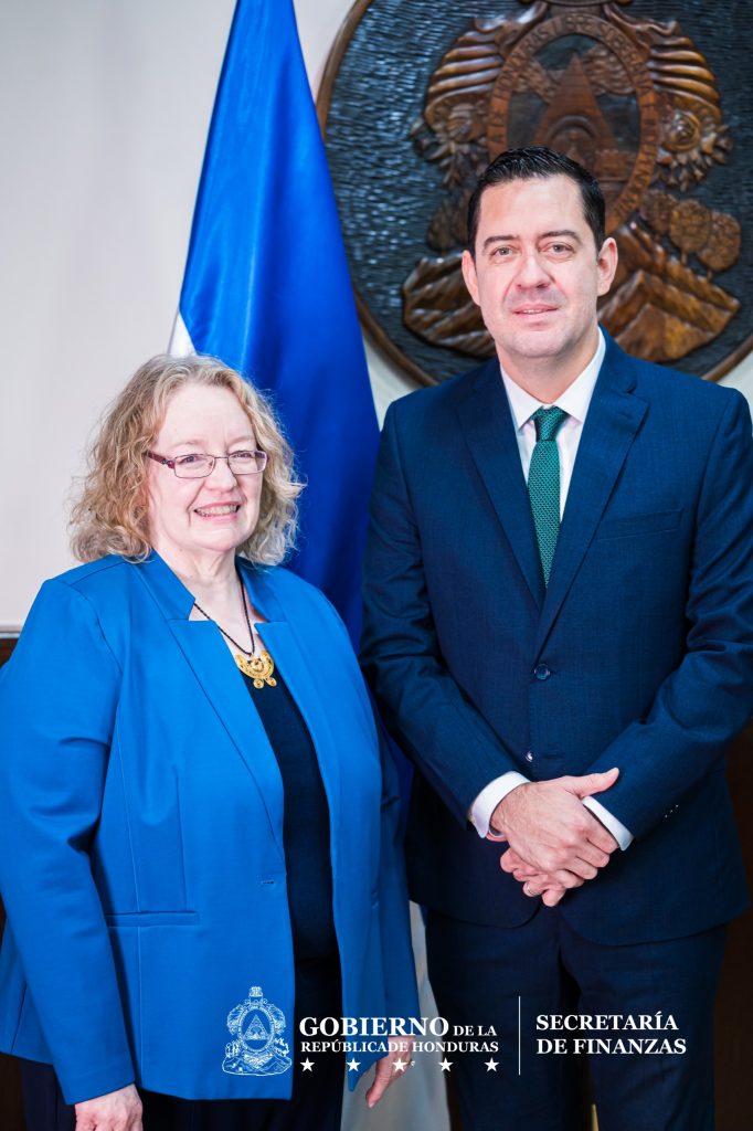 Emilio Hércules y Collen Hoey