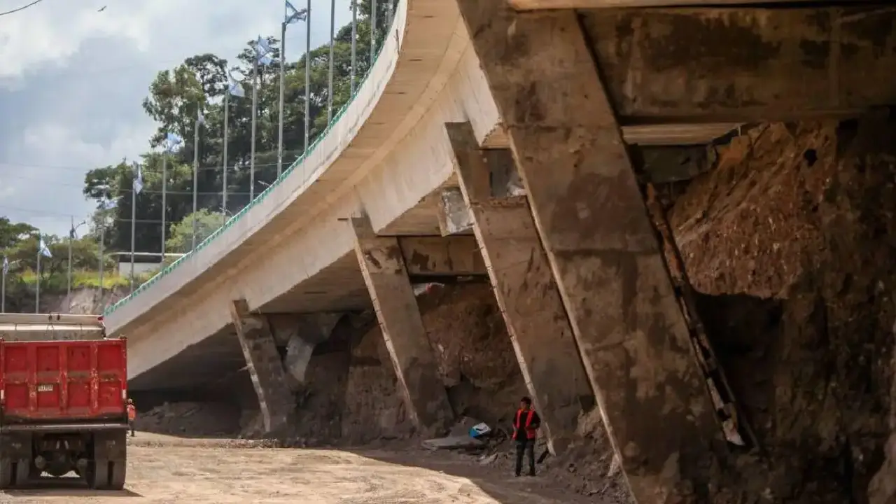 Construcción de paso a desnivel 