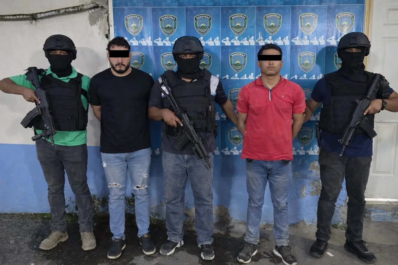 Foto de los capturados por el crimen de Valeria Alvarado 