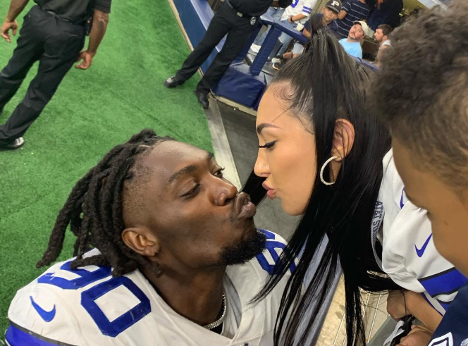  DeMarcus Lawrence y Sasha  Lawrence 