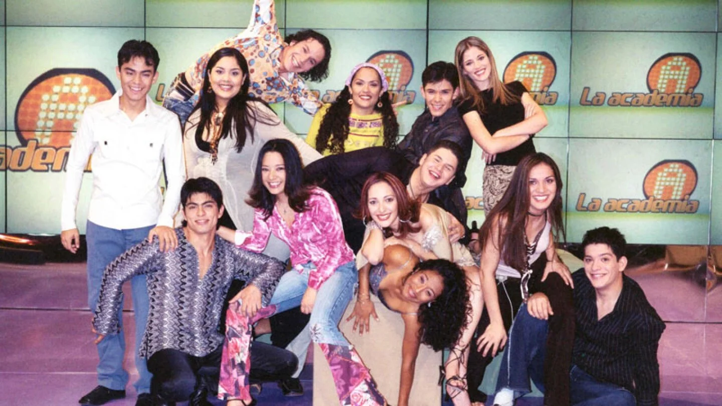 Foto de participantes de la academía 2003 