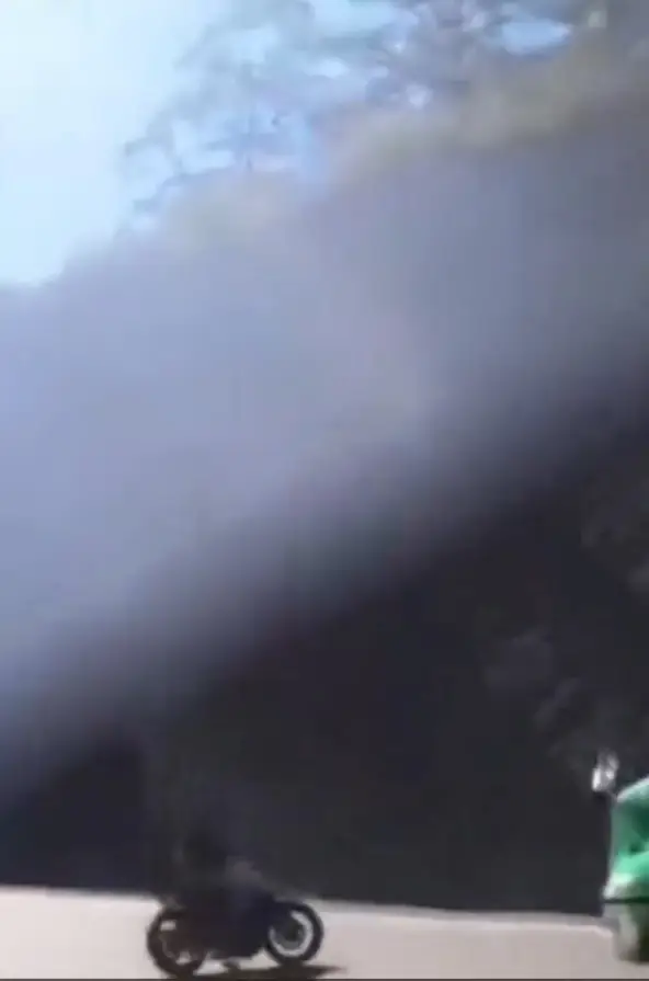 Motociclista impacta rastra Yojoa
