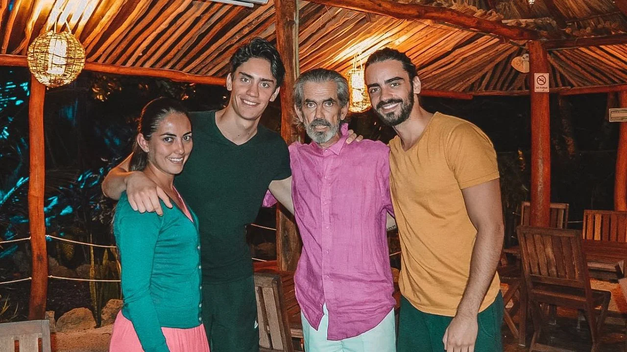 Diego Amozurrutia y su familia.