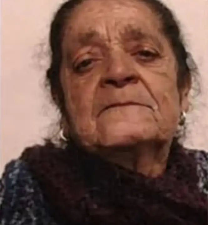 Foto de una de las estafadoras que se hizo pasar por gitala y le quitó el dinero a una mujer para una supuesta limpia por estar maldita