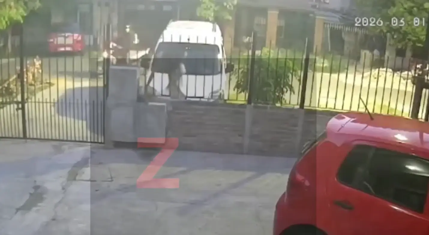 Foto del hombre que ataca a disparos a su novia acusandola de infiel