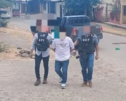 Foto del hondureño que mató a su tío con un casco