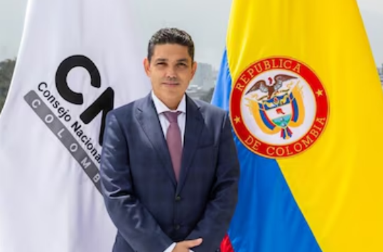 Jaime Luis Lacouture Peñaloza biografía