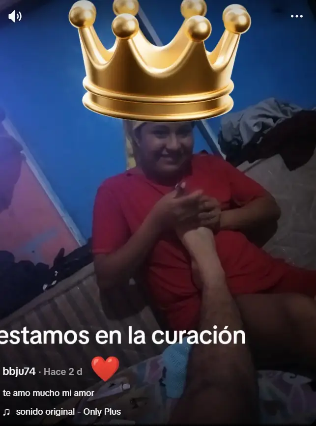 mensaje de la joven que le propone matrimonio a su novio